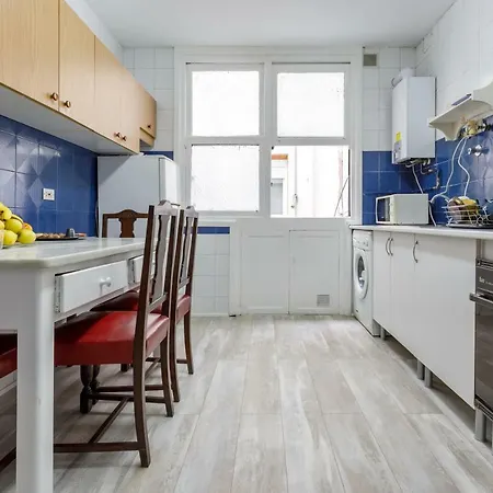 Urban Con Wifi Y Smart Tv Homestay szállás
